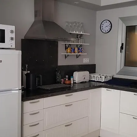 Casa Comoda Y Equipada 6 En Centro Pueblo Daire *