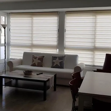 Casa Comoda Y Equipada 6 En Centro Pueblo Apartment *